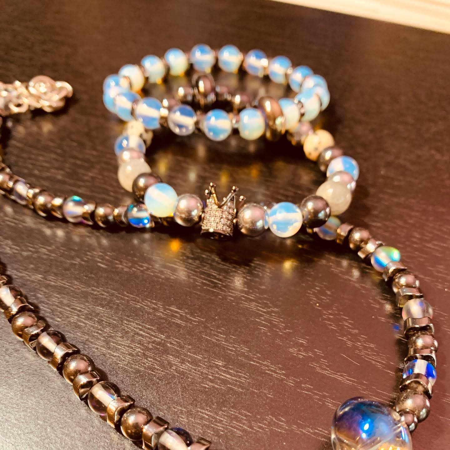 Clear and moonstone necklace set 